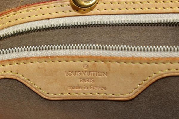 2 Louis Vuitton Black Monogram Multicolor Aurelia Shoulder Bag