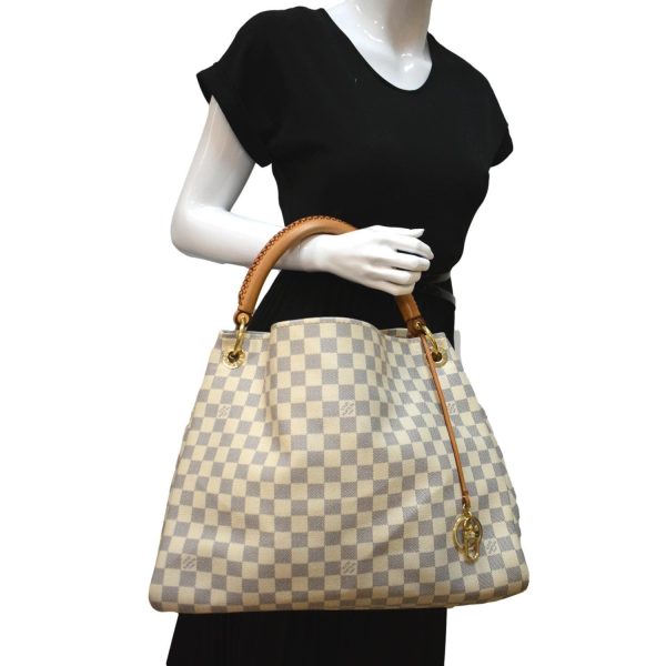 2 Louis Vuitton Artsy MM Damier Azur Hobo Bag White