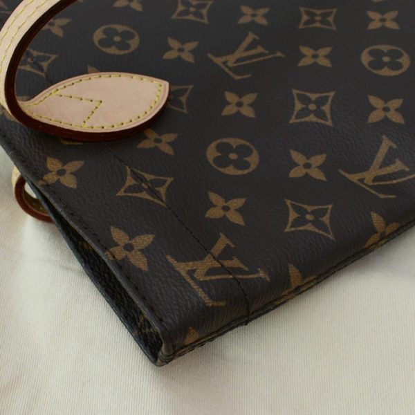 5 Louis Vuitton Carry It Monogram Canvas Shoulder Bag Brown