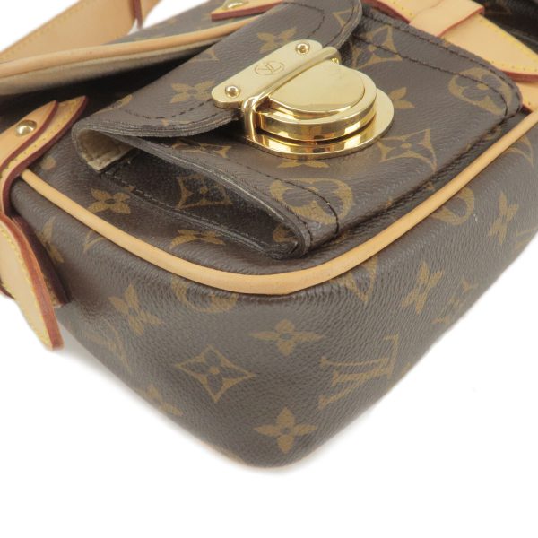 5 Louis Vuitton Monogram Hudson Shoulder Bag