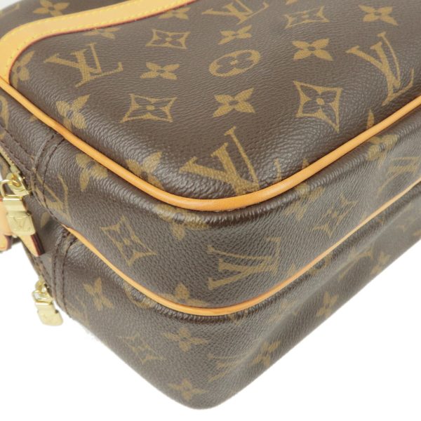 5 Louis Vuitton Monogram Reporter PM Shoulder Bag