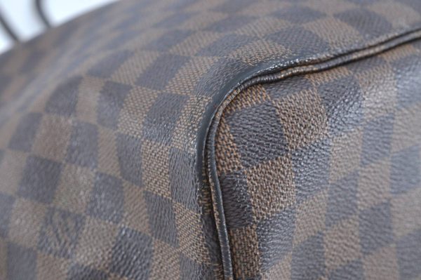 6 Louis Vuitton Damier Neverfull GM Tote Bag