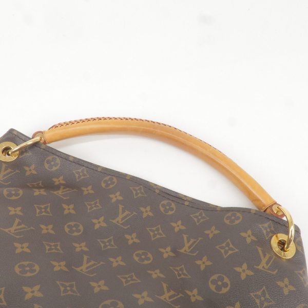 6 Louis Vuitton Monogram canvas Artsy MM Shoulder Bag