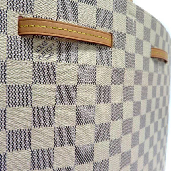 7 Louis Vuitton Girolata Azur Damier Tote Bag