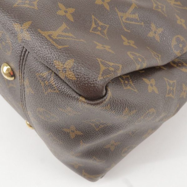 7 Louis Vuitton Monogram canvas Artsy MM Shoulder Bag