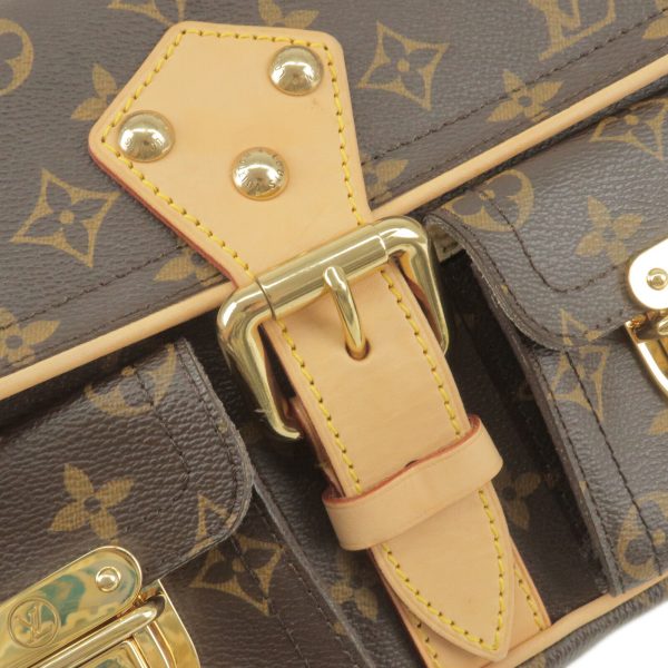 7 Louis Vuitton Monogram Hudson Shoulder Bag