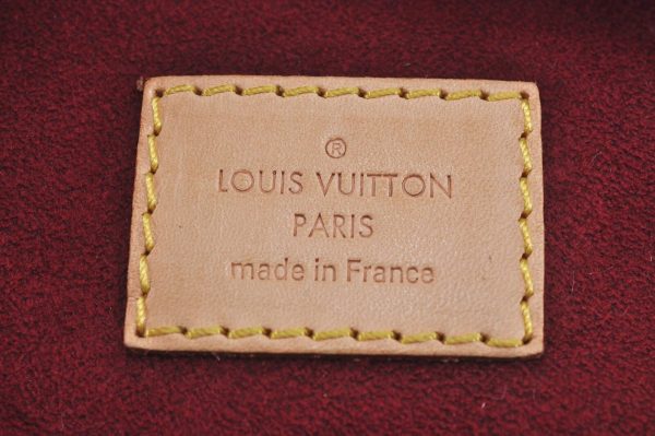 8 Louis Vuitton Monogram Multicolor Claudia Hand Bag White