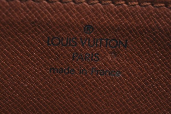 8 Louis Vuitton Monogram Malesherbes Hand Bag