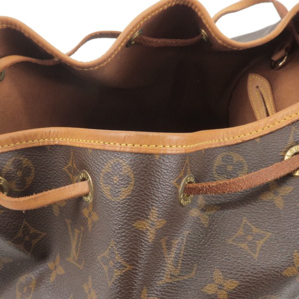 9 Louis Vuitton Monogram Montsouris GM Back Pack