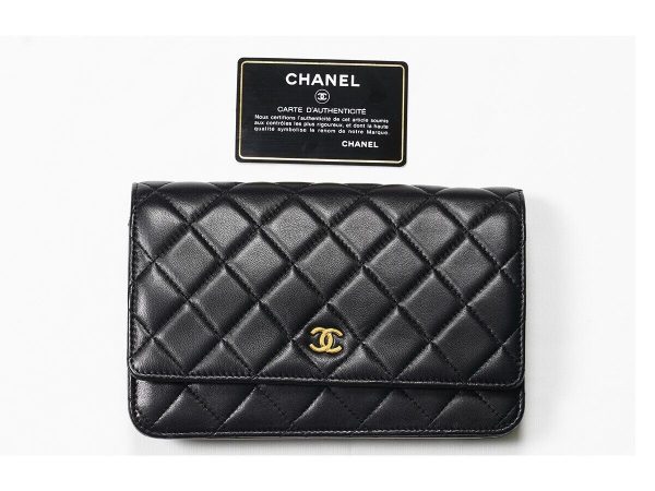 s l1600 1 CHANEL Wallet On Chain Gold Chain Quilted Lambskin black