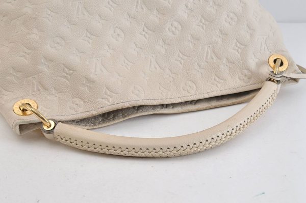 s l1600 3 Louis Vuitton Monogram Empreinte Artsy MM Shoulder Bag White