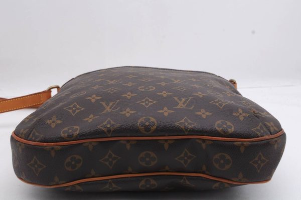 s l1600 4 Louis Vuitton Monogram Odeon MM Shoulder CrossBody Bag