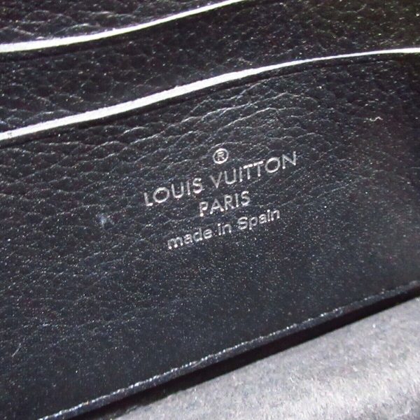 s l1600 6 LOUIS VUITTON Pochette LockMe Chain Noir Shoulder Bag