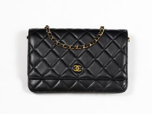 s l1600 CHANEL Wallet On Chain Gold Chain Quilted Lambskin black