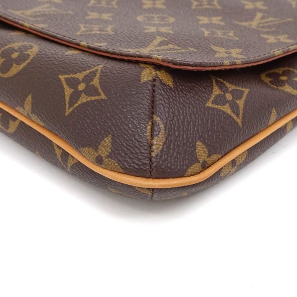 10 Louis Vuitton Monogram Canvas Musette Tango Short Shoulder Bag