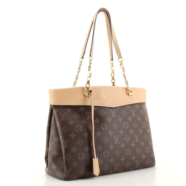 2 Louis Vuitton Pallas Shopper Monogram Canvas and Calfskin Brown