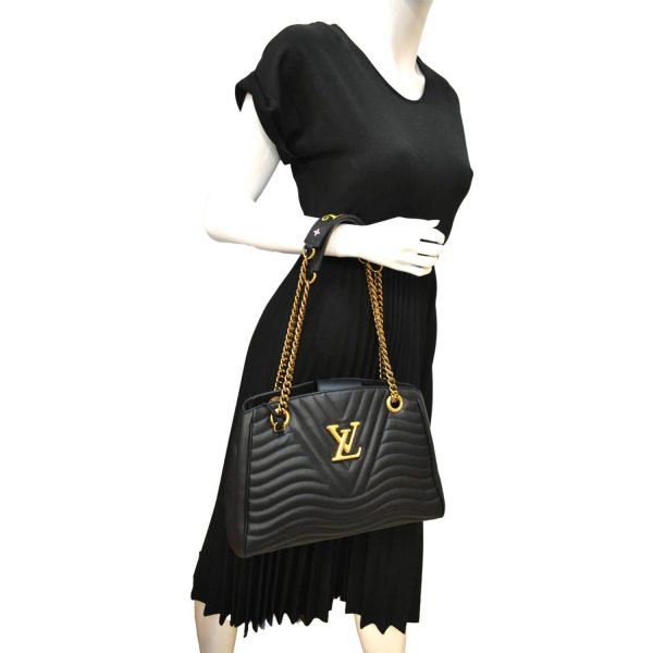 2 Louis Vuitton New Wave Chain Tote Black