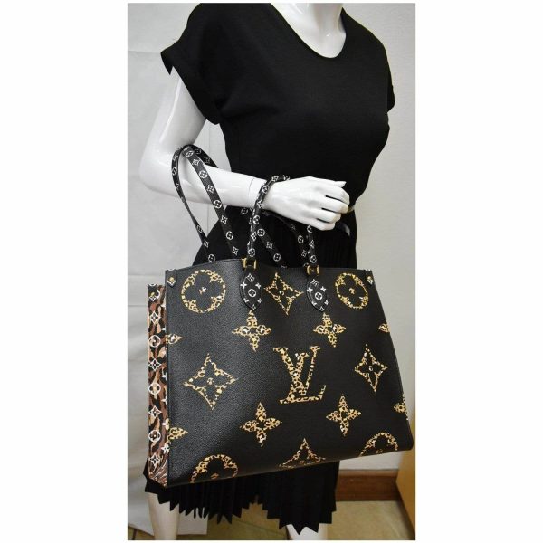 2 Louis Vuitton On The Go GM Giant Monogram Canvas Tote Shoulder Bag Black