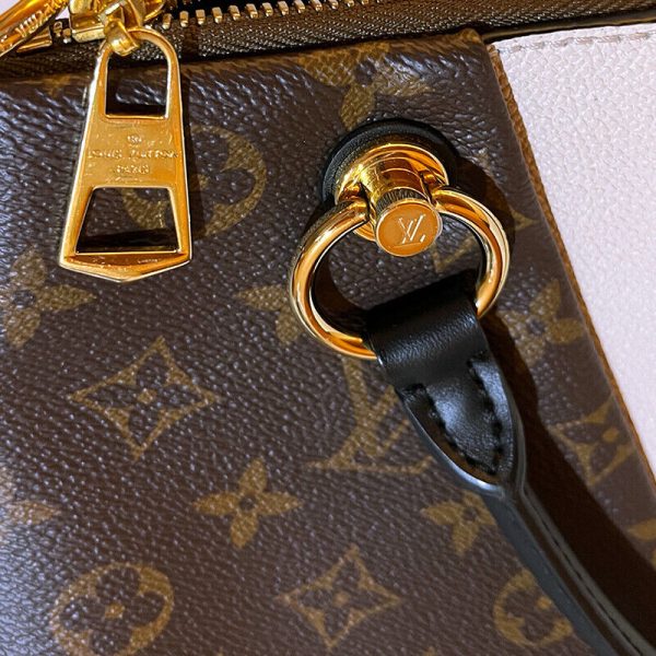 3 Louis Vuitton V Tote Monogram Bag