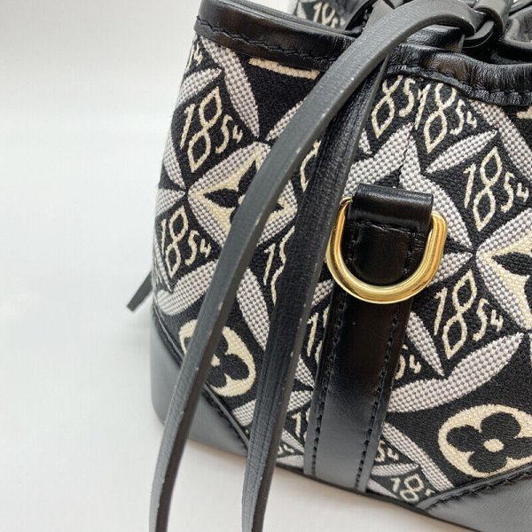 3 Louis Vuitton Noe Purse Shoulder Bag