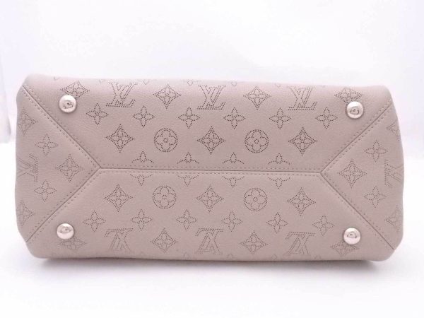 3 Louis Vuitton Monogram Mahina Sevres Shoulder Bag Greige neutral