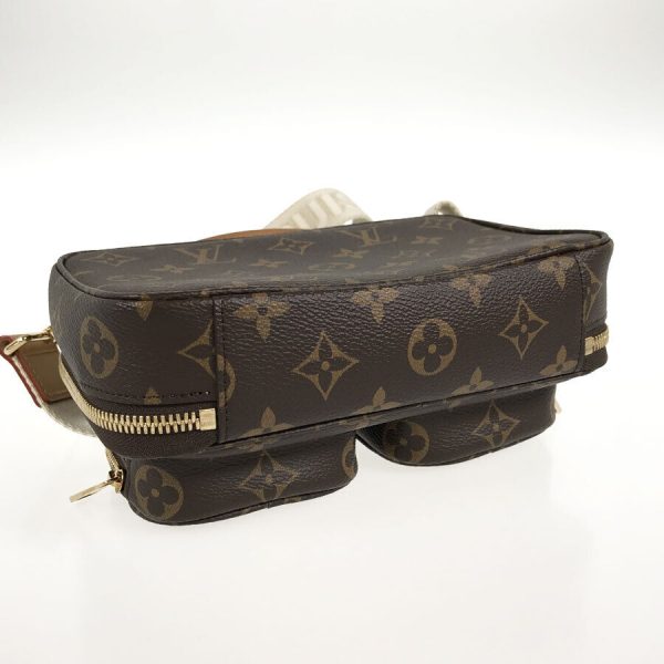 4 Louis Vuitton Monogram Utility Crossbody Handbag