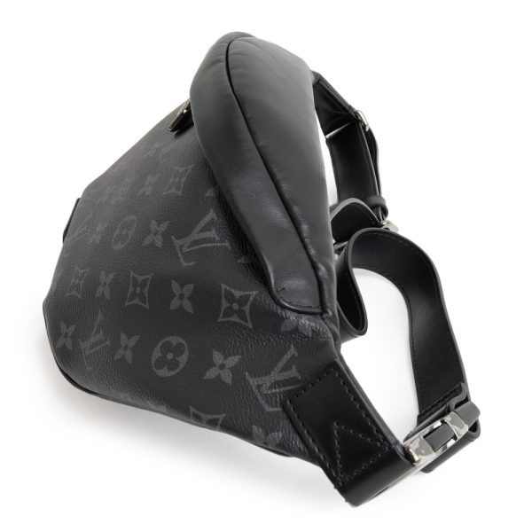 5 Louis Vuitton Monogram Eclipse Discovery Bum Bag Crossbody Bag Black