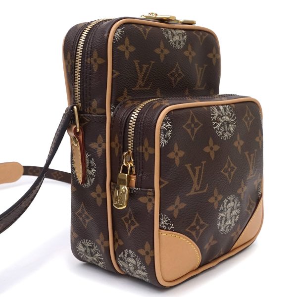 5 Louis Vuitton Monogram Amazon Christopher Crossbody Brown