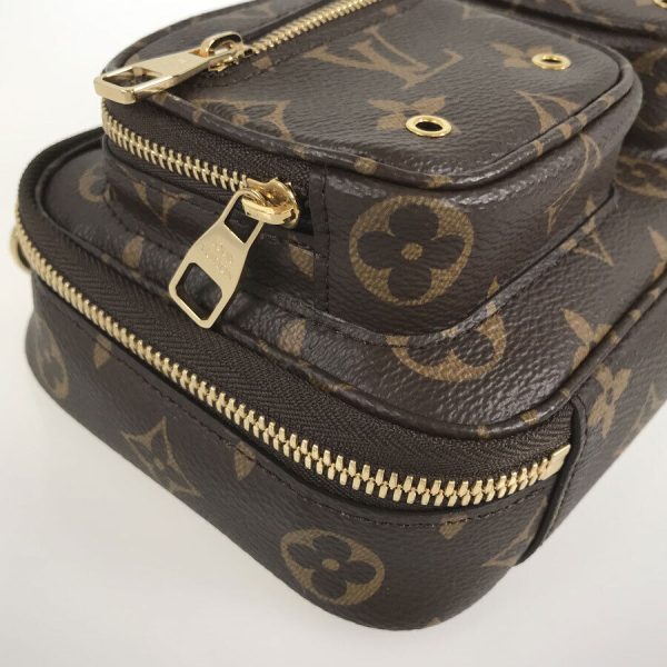 6 Louis Vuitton Monogram Utility Crossbody Handbag