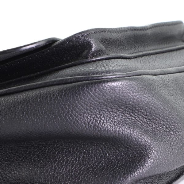 6 Louis Vuitton Lockme Chain Bag Leather Black