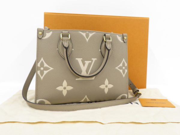 7 Louis Vuitton On The Go Giant Implant Tourtrell Monogram PM Creme 2way Tote Bag