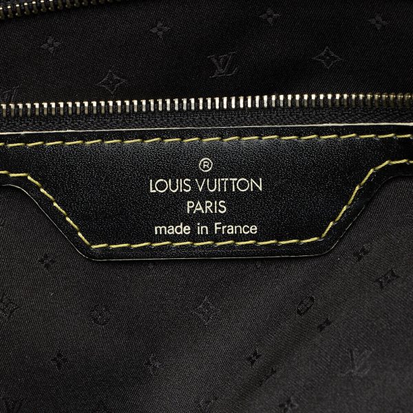 8 Louis Vuitton Suhali Lockit GM Tote