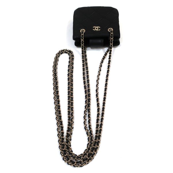 8 Chanel Chain Pochette Matelasse Black Shoulder Pouch