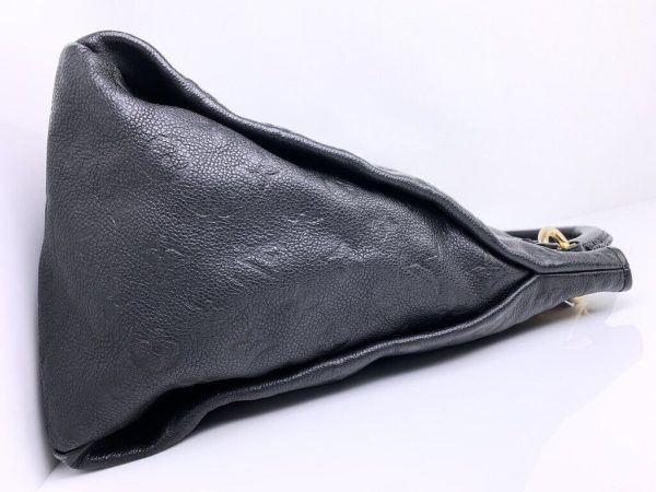 s l16003 Louis Vuitton Artsy MM Black Empreinte Leather Hobo Bag