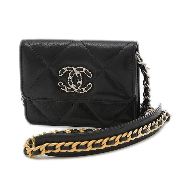 1 Chanel Matelasse Chain Shoulder Pouch Lambskin Black Mini Shoulder Bag