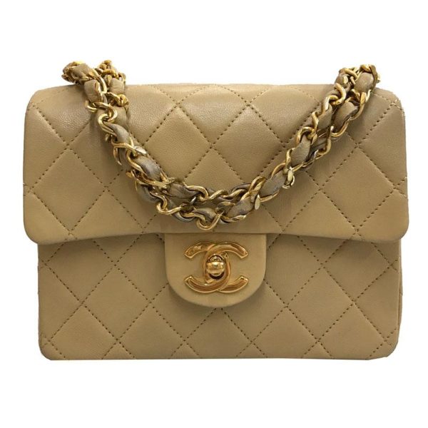 1 Chanel Matelasse Turn Lock Chain Leather Beige Handbag