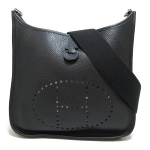 1 Hermes PM Shoulder Bag Leather Taurillon Clemence Black