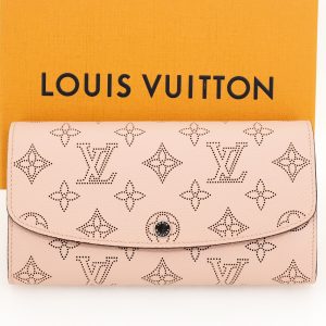 1 Louis Vuitton Monogram Annplant Dune Artsy MM Handbag