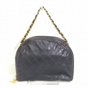 1 Chanel Matelasse Chain Shoulder Bag Lambskin Black