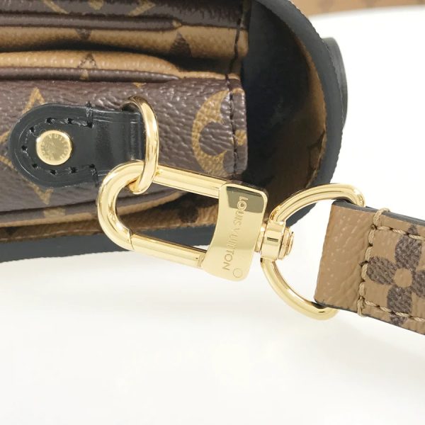 10 Louis Vuitton Pochette Métis Reverse Monogram canvas Shoulder Bag