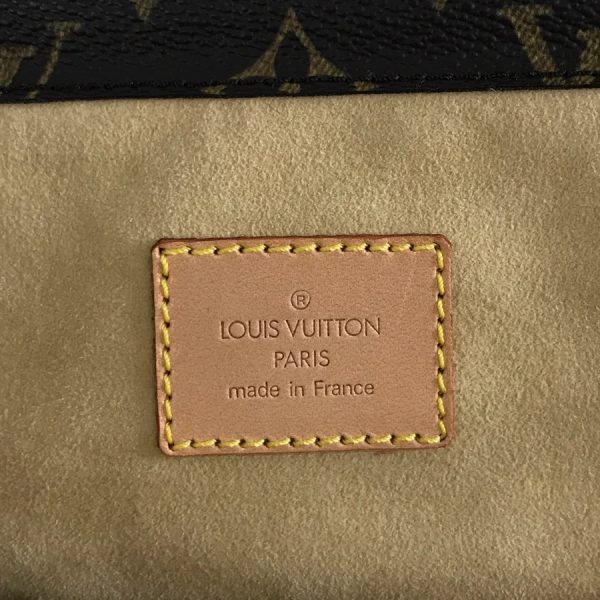 13 Louis Vuitton Parioli GM monogram canvas shoulder Bag