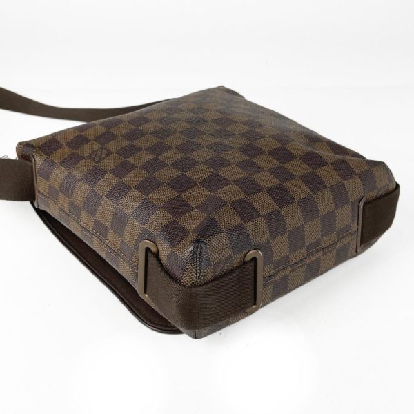 2 Louis Vuitton Brooklyn PM Crossbody Damier Ebene