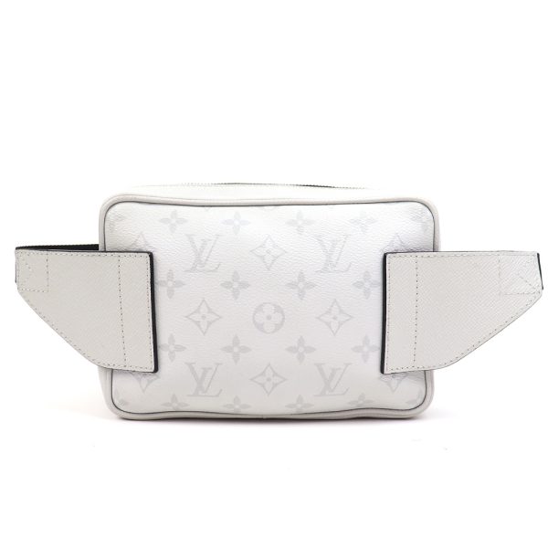 2 Louis Vuitton Taigarama Antarctica Monogram Leather White Bum Bag