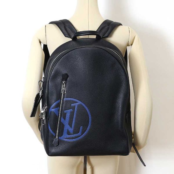 2 Louis Vuitton Armand Backpack Noir Daypack