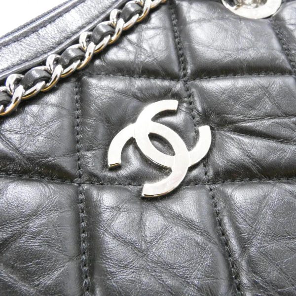 4 Chanel Shoulder Bag Black Silver Metal Fittings