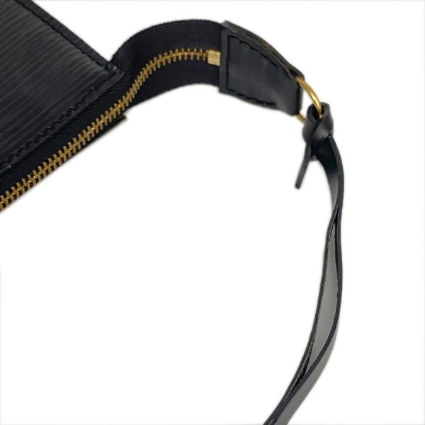 4 Louis Vuitton Pochette Accessoire Black Noir Pouch