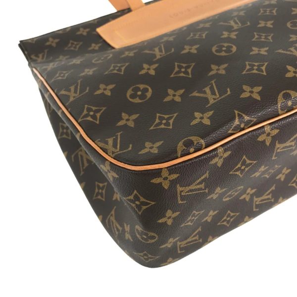 4 Louis Vuitton Parioli GM monogram canvas shoulder Bag