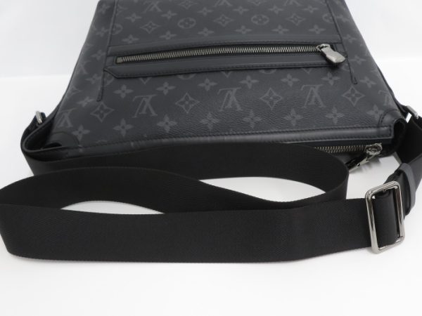 5 Louis Vuitton Odysse Messenger PM Monogram Eclipse Black Shoulder Bag