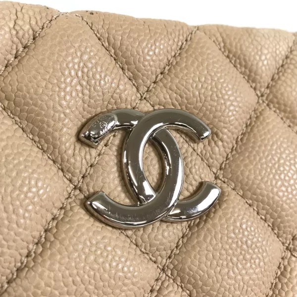 5 Chanel Hardware Silver Chain Caviar Skin Beige Shoulder Bag