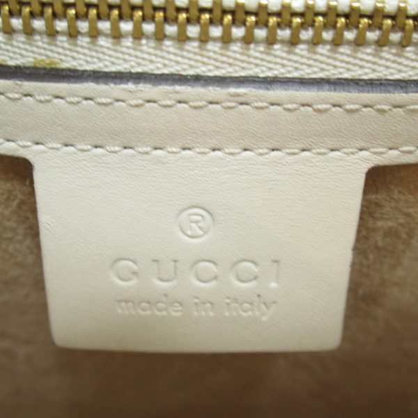 6 Gucci Chain Shoulder Bag Coated Canvas White